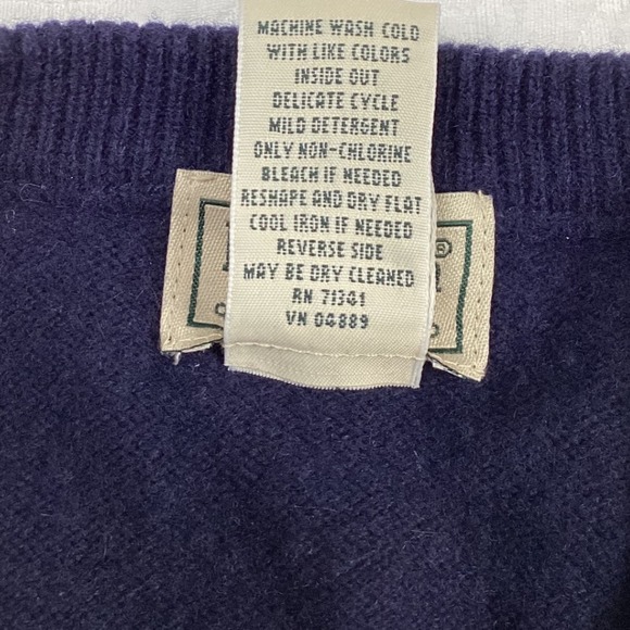 LL Bean Men's Lambswool V-Neck Sleeveless Sweater Vest‎ Navy Blue S-REG - Picture 4 of 6